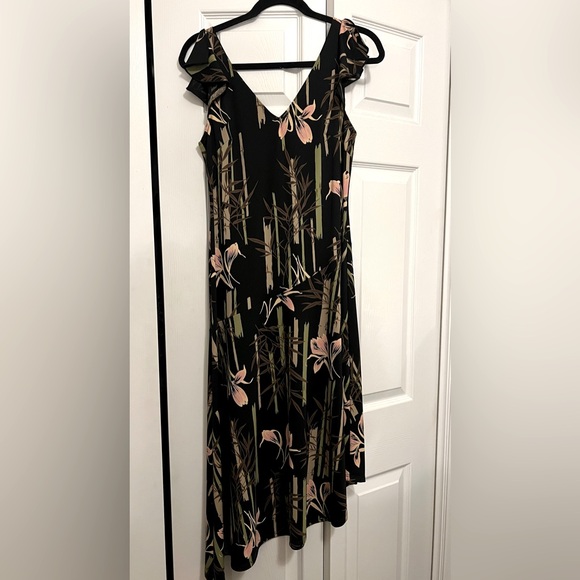 BCBG Dresses & Skirts - BCBGMaxazria Bamboo Floral Print Asymetrical Dress